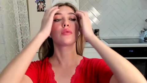 Snapshot of kylieblond chatting on 6, 3, 2026 Din online show from 6, 3, 2026