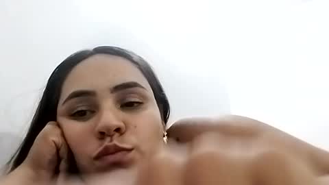 kyliecollins02 online show from 18, 7, 2026