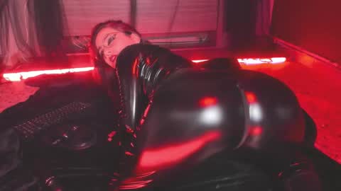 K Y L I E online show from 4, 11, 2025