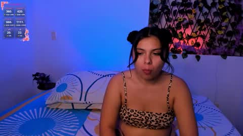 Snapshot of kylietimothee chatting on 1, 10, 2025 kylietimothee online show from 1, 10, 2025