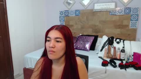 Snapshot of kyliiebaker chatting on 27, 11, 2025 Kylie online show from 27, 11, 2025