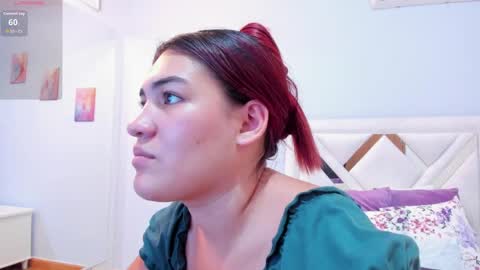 Snapshot of kyliiebaker chatting on 31, 5, 2026 Kylie online show from 31, 5, 2026