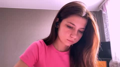 Snapshot of kymberlychimes chatting on 20, 4, 2026 Kary online show from 20, 4, 2026