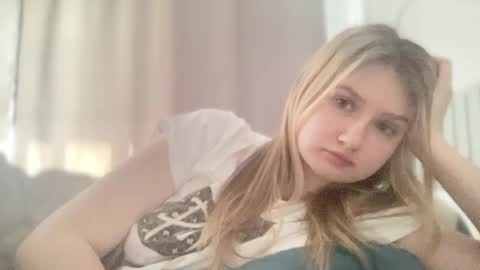 Snapshot of kyttilovelly chatting on 14, 3, 2026 Amanda online show from 14, 3, 2026