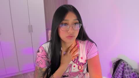 Snapshot of kyy_isa chatting on 16, 2, 2026 IG online show from 16, 2, 2026