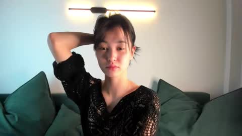 Snapshot of l1l_lola chatting on 18, 10, 2025 Ameli online show from 18, 10, 2025