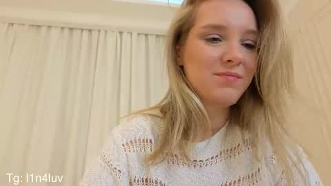 Snapshot of l1n4luv chatting on 27, 11, 2025 lina online show from 27, 11, 2025