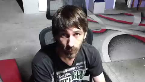 Snapshot of l1v1nth3dr3am chatting on 12, 3, 2026 l1v1nth3dr3am online show from 12, 3, 2026