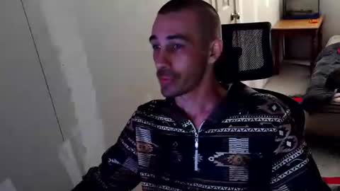 Snapshot of l1v1nth3dr3am chatting on 22, 3, 2026 l1v1nth3dr3am online show from 22, 3, 2026