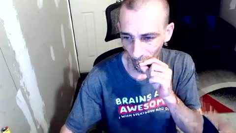 Snapshot of l1v1nth3dr3am chatting on 21, 7, 2026 l1v1nth3dr3am online show from 21, 7, 2026