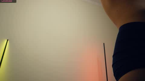 Snapshot of l_adonis_l chatting on 25, 10, 2025 Adonis online show from 25, 10, 2025