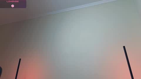 Snapshot of l_adonis_l chatting on 9, 11, 2025 Adonis online show from 9, 11, 2025