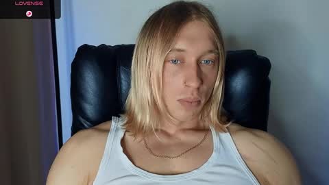 Snapshot of l_adonis_l chatting on 9, 5, 2026 Adonis online show from 9, 5, 2026