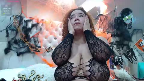 Snapshot of la_crespa_x chatting on 18, 10, 2025 la crespa x online show from 18, 10, 2025