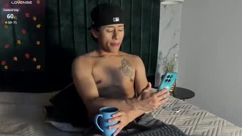 Snapshot of labrinthteasing chatting on 15, 9, 2025 labrinthteasing online show from 15, 9, 2025