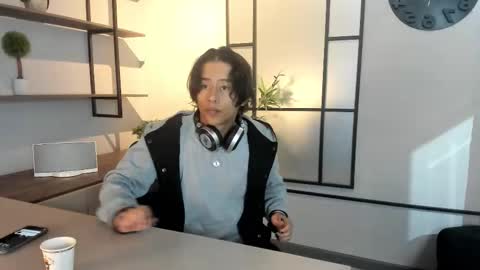 Snapshot of labrinthteasing chatting on 12, 10, 2025 labrinthteasing online show from 12, 10, 2025