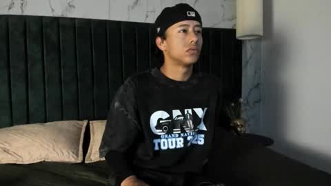 Snapshot of labrinthteasing chatting on 18, 11, 2025 labrinthteasing online show from 18, 11, 2025