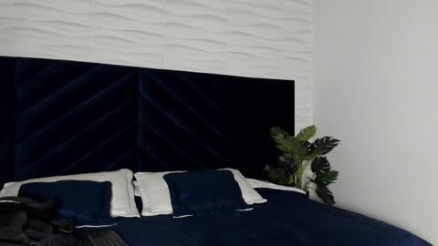 Snapshot of labrinthteasing chatting on 23, 11, 2025 labrinthteasing online show from 23, 11, 2025