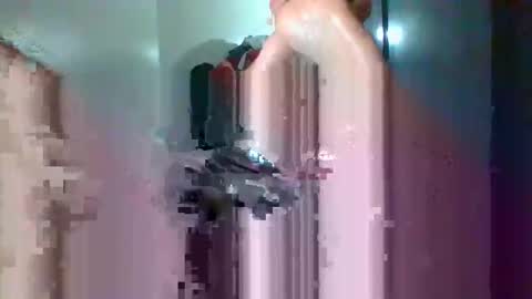 Snapshot of lachickadelbronx chatting on 5, 3, 2025 lachickadelbronx online show from 5, 3, 2025