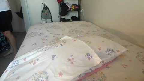 lachickadelbronx online show from 27, 4, 2026