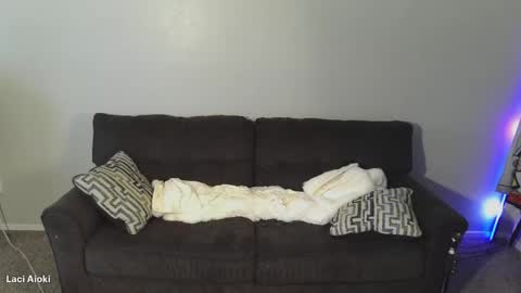 Laci Aioki online show from 15, 4, 2026