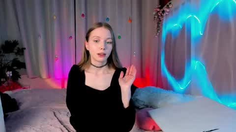 Snapshot of lada2k4 chatting on 23, 4, 2026 Lada online show from 23, 4, 2026
