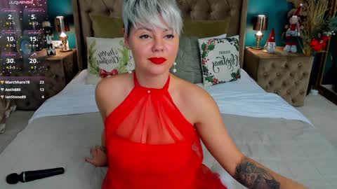 Snapshot of lady_alibi chatting on 31, 12, 2024 AliCooper online show from 31, 12, 2024