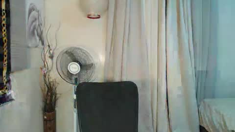 Snapshot of lady_bitxh chatting on 6, 4, 2026 gongx13 my IG online show from 6, 4, 2026