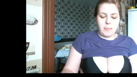Snapshot of lady_cute_cat chatting on 7, 5, 2026 lady cute cat29 online show from 7, 5, 2026