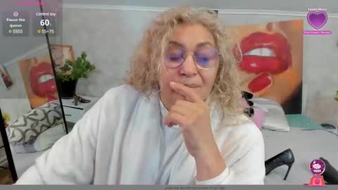 Snapshot of lady_dy4u chatting on 19, 2, 2025 diana online show from 19, 2, 2025