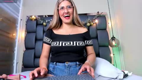 LADY  online show from 10, 1, 2026