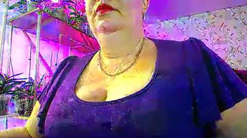 Snapshot of lady_gloria chatting on 16, 11, 2025 Lady Gloria online show from 16, 11, 2025