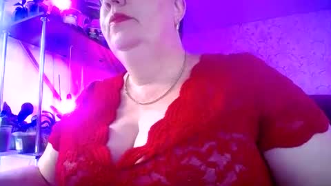 Lady Gloria online show from 9, 7, 2026