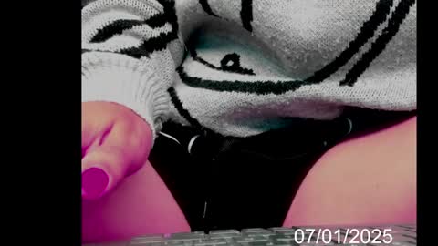 Snapshot of lady_jhana chatting on 7, 1, 2025 Jhana online show from 7, 1, 2025