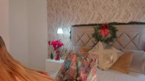 Snapshot of lady_lacey05 chatting on 10, 12, 2024 Gaby  online show from 10, 12, 2024