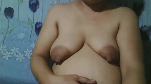 lady_love063 online show from 18, 1, 2025