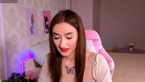 Snapshot of lady_luck18 chatting on 14, 4, 2026 Olivia online show from 14, 4, 2026