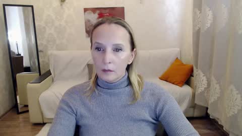 Snapshot of lady_sexy_di chatting on 4, 3, 2025 Diana online show from 4, 3, 2025