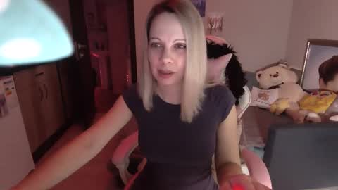 lady_smile69 online show from 27, 1, 2025