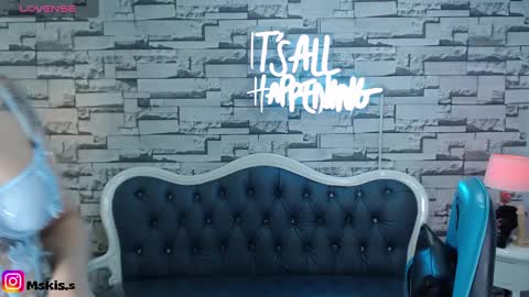 Lady Violet Bridgerton online show from 11, 1, 2025