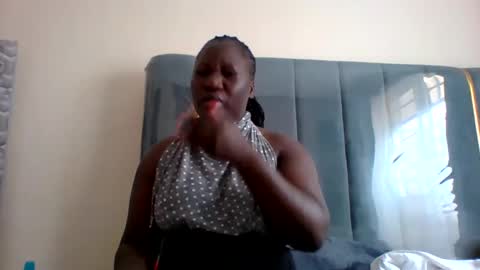 lindah32 online show from 24, 12, 2024