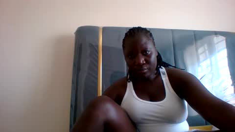 lindah32 online show from 26, 12, 2024