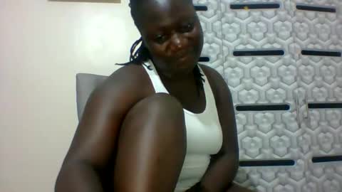 lindah32 online show from 9, 1, 2025