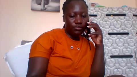 lindah32 online show from 14, 1, 2025