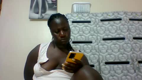 lindah32 online show from 28, 1, 2025