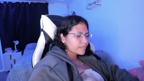  Lady  online show from 2, 2, 2025