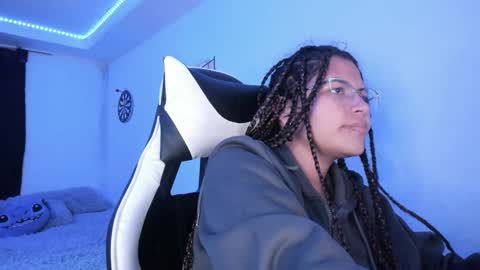  Lady  online show from 14, 2, 2025