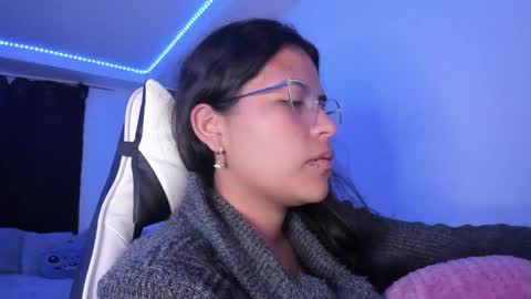  Lady  online show from 25, 2, 2025