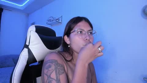  Lady  online show from 22, 11, 2025