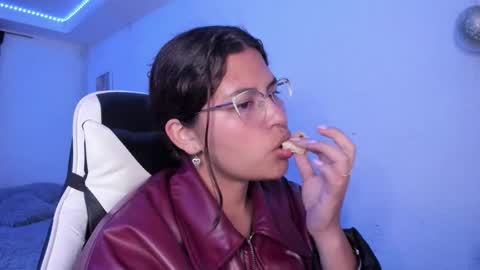  Lady  online show from 4, 12, 2025